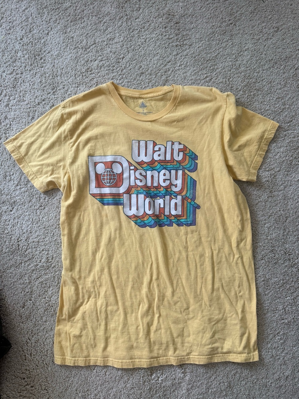 Disney Parks Butter Yellow Walt Disney World Graphic Tee Size Large